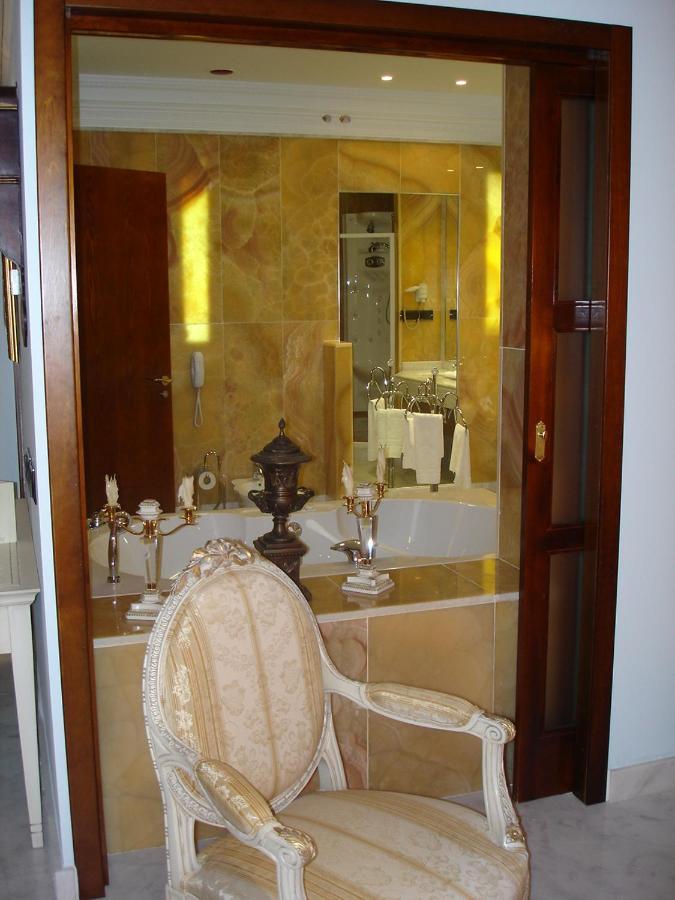 Hotel Hacienda Don Manuel Гранха-де-Торреэрмоса Экстерьер фото