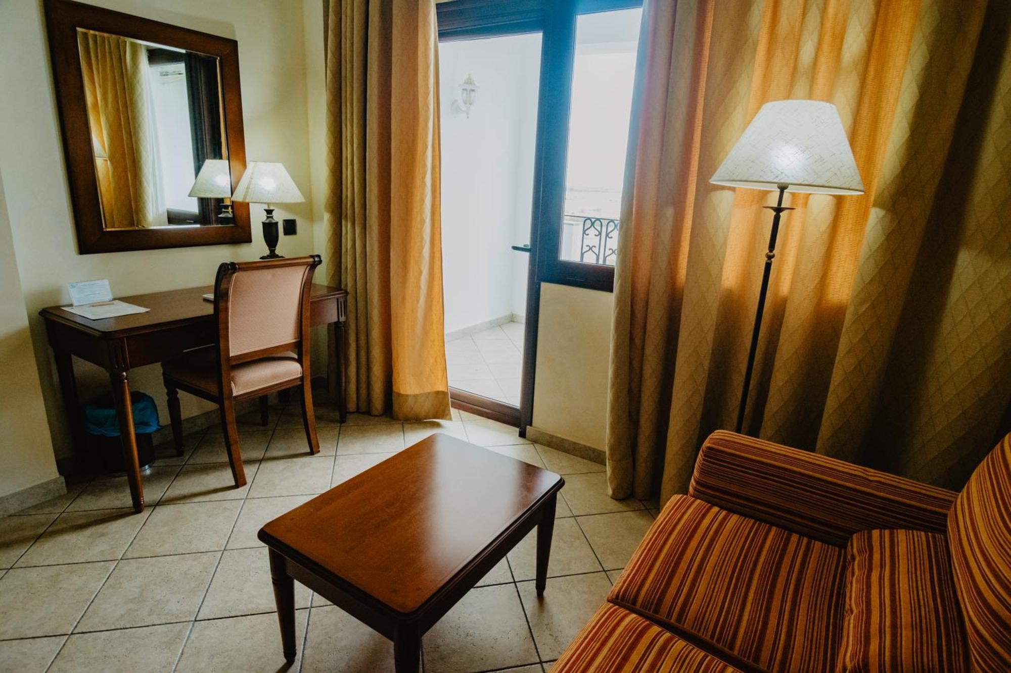 Hotel Hacienda Don Manuel Гранха-де-Торреэрмоса Экстерьер фото