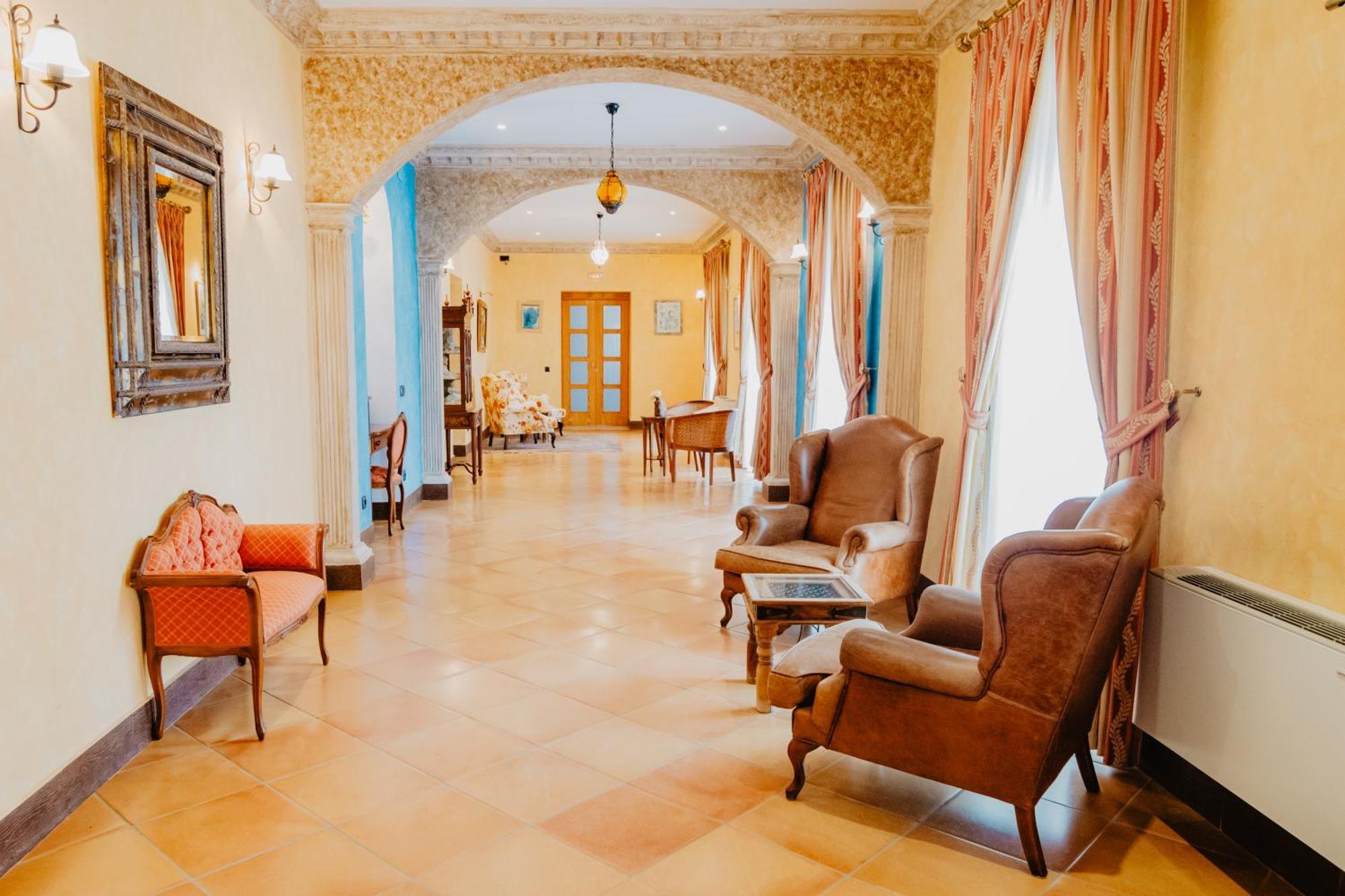 Hotel Hacienda Don Manuel Гранха-де-Торреэрмоса Экстерьер фото