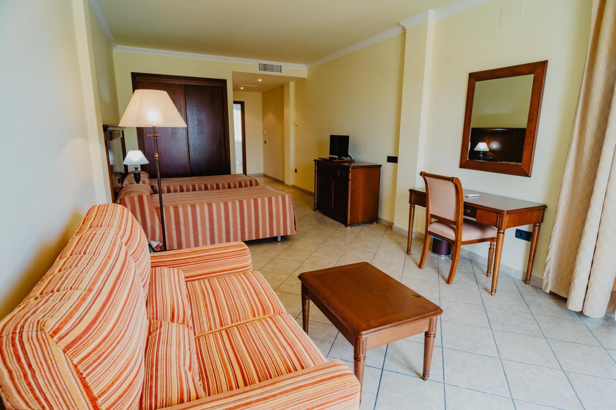 Hotel Hacienda Don Manuel Гранха-де-Торреэрмоса Экстерьер фото
